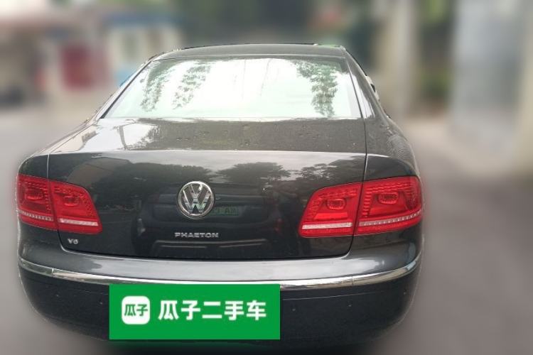 Used Volkswagen Phaeton 2012 3.0L Elite Custom Edition Rear