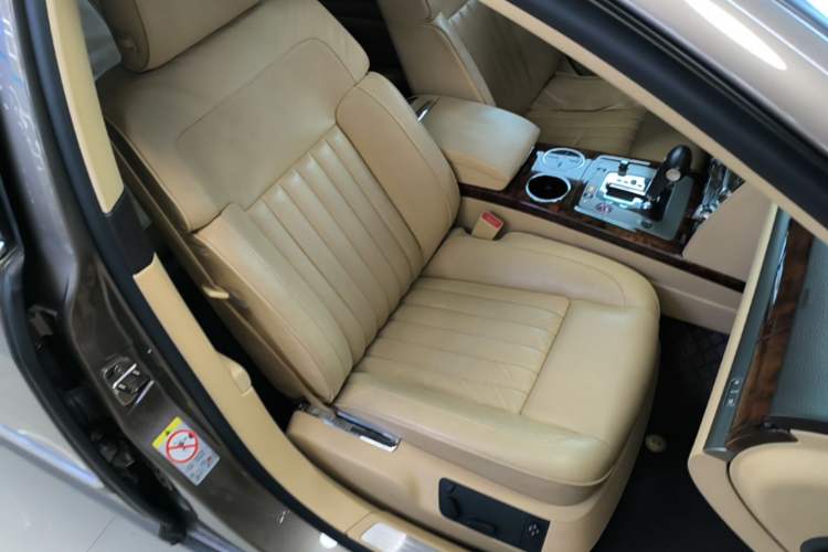 Used Volkswagen Phaeton 2012 3.0L Executive Version Right Front Seat