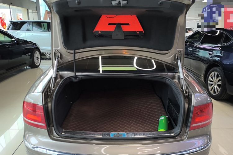 Used Volkswagen Phaeton 2012 3.0L Executive Version Trunk