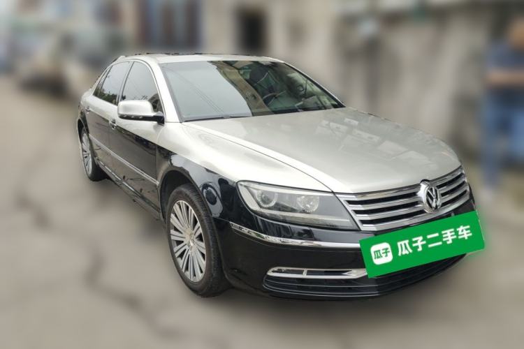 Used Volkswagen Phaeton 2012 3.6L Deluxe Custom Edition Front Right 45 Deg