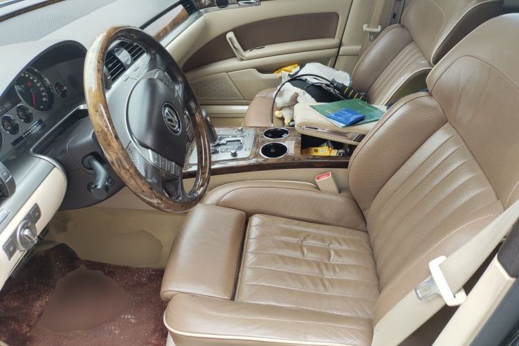 Used Volkswagen Phaeton 2012 3.6L Deluxe Custom Edition Left Front Seat