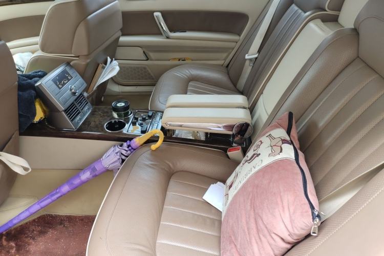 Used Volkswagen Phaeton 2012 3.6L Deluxe Custom Edition Left Rear Seat