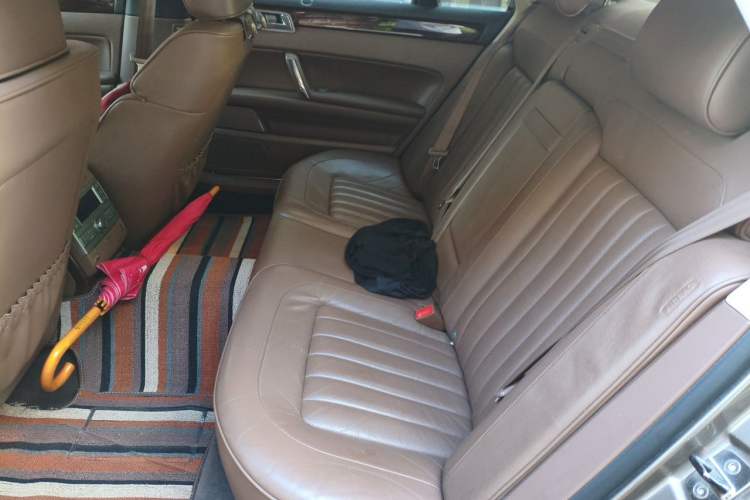 Used Volkswagen Phaeton 2012 3.0L Business Edition Left Rear Seat