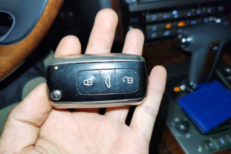 Used Volkswagen Phaeton 2012 3.0TDI Executive Version Vehicle Key