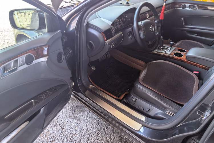Used Volkswagen Phaeton 2012 3.0L Executive Version Driver Seat