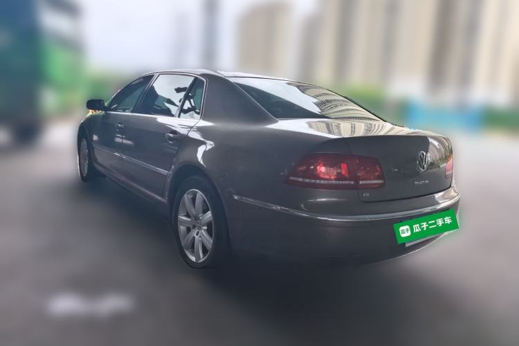 Used Volkswagen Phaeton 2012 3.0L Executive Version Rear Left 45 Deg