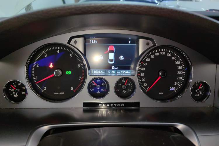 Used Volkswagen Phaeton 2012 3.0L Business Edition Instrument Cluster