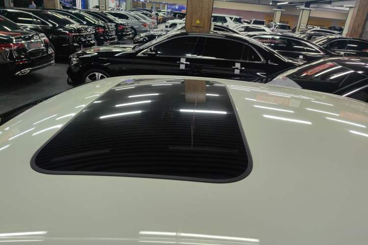 Used Volkswagen Phaeton 2012 3.0L Business Edition Roof