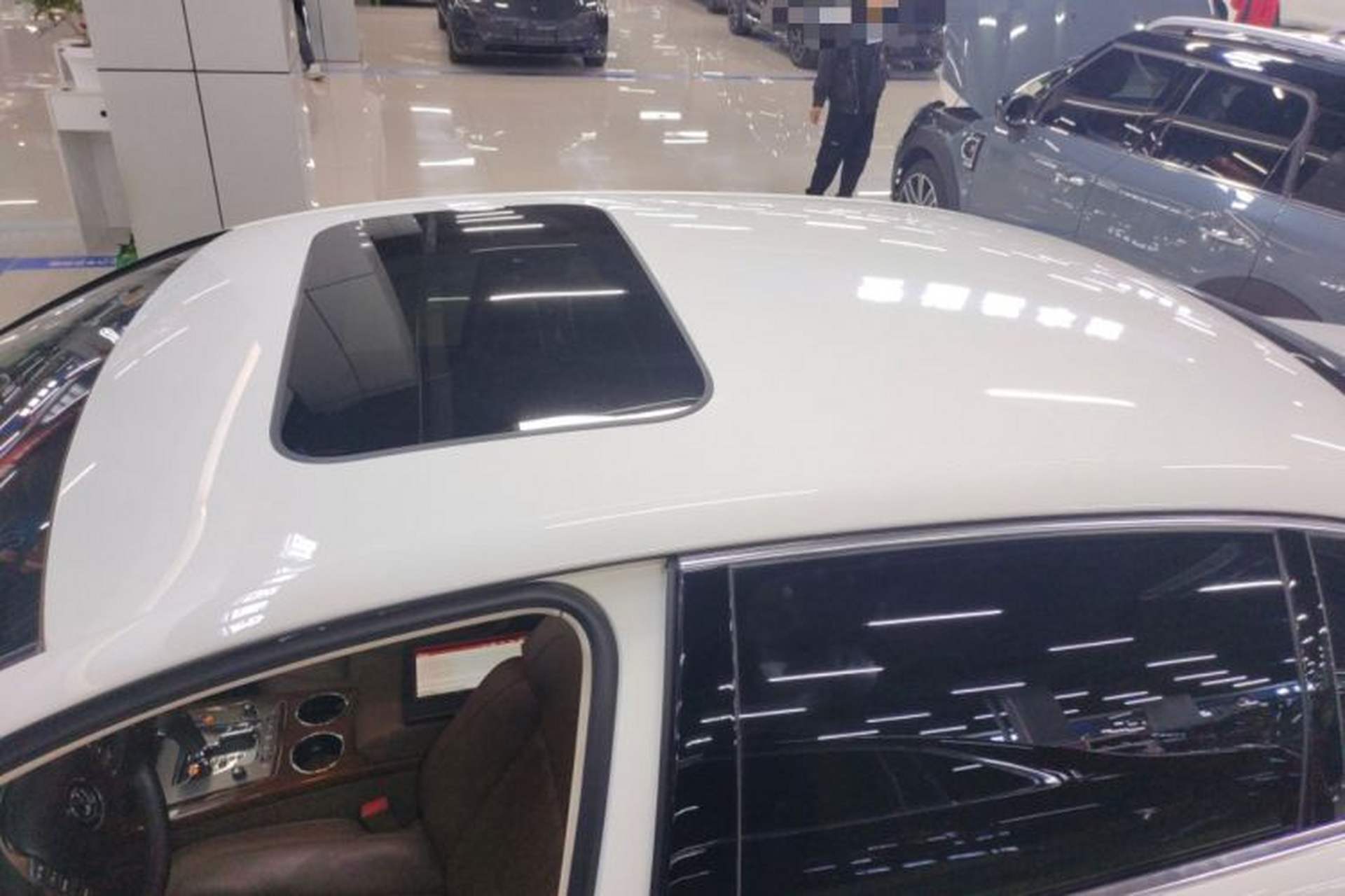 Used Volkswagen Phaeton 2012 3.0L Business Edition Roof