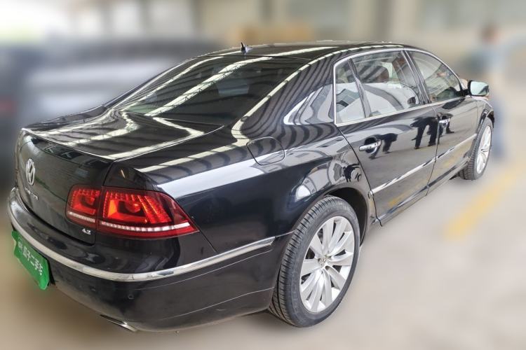 Used Volkswagen Phaeton 2013 4.2L Barchetta Flo Edition Rear Right 45 Deg