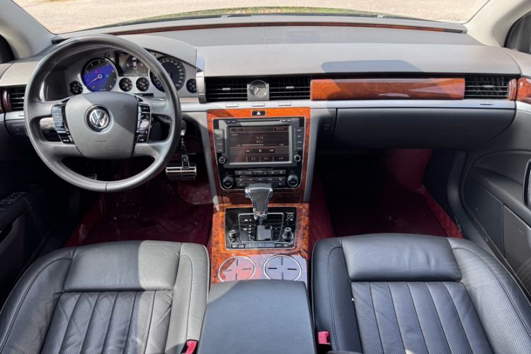 Used Volkswagen Phaeton 2014 3.0L Business Model Audio And AC Panel