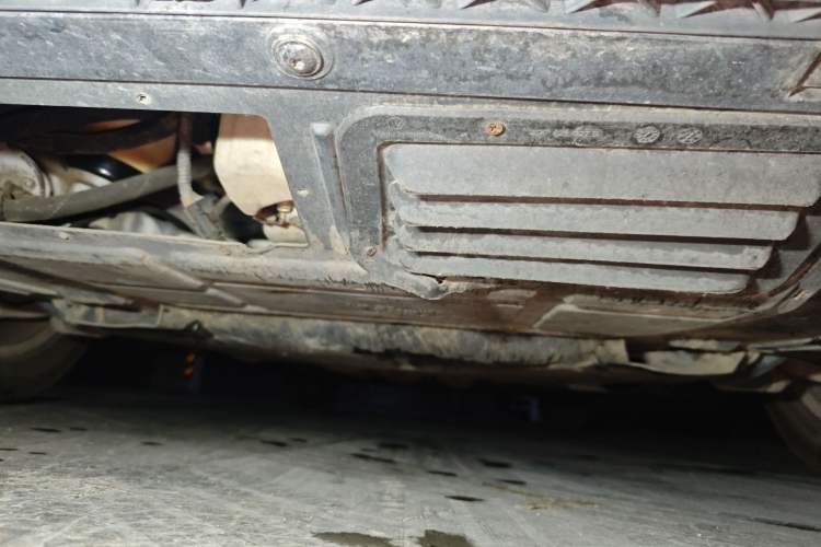 Used Volkswagen Phaeton 2014 3.0L Business Model Chassis Front