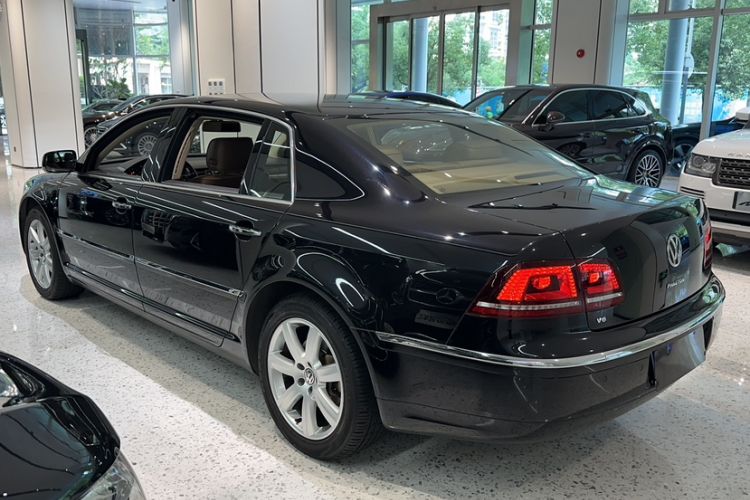 Used Volkswagen Phaeton 2014 3.0L Business Model Exterior 3