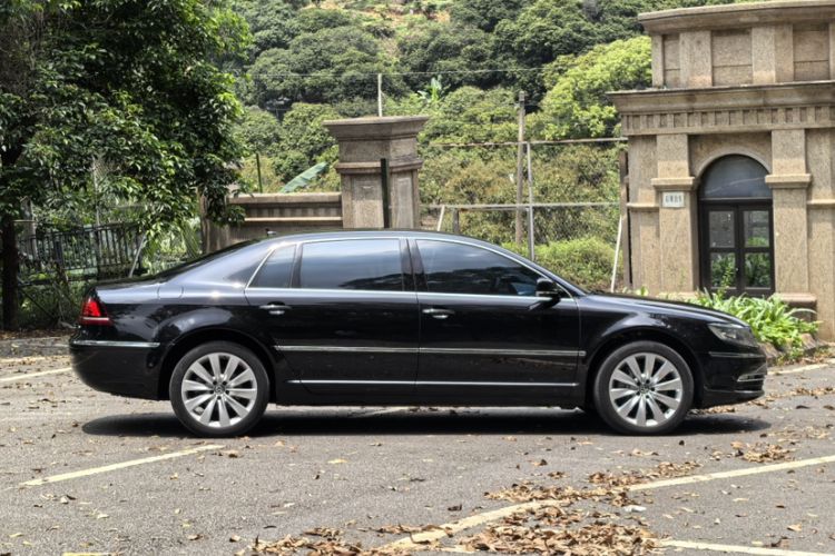 Used Volkswagen Phaeton 2014 3.0L Business Model Exterior 3