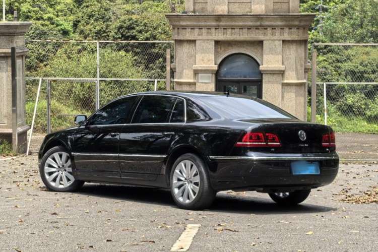 Used Volkswagen Phaeton 2014 3.0L Business Model Exterior 4
