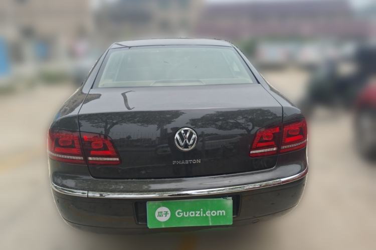Used Volkswagen Phaeton 2014 3.0L Business Model Exterior 4