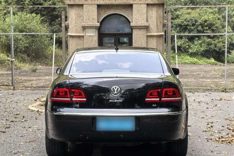 Used Volkswagen Phaeton 2014 3.0L Business Model Exterior 5
