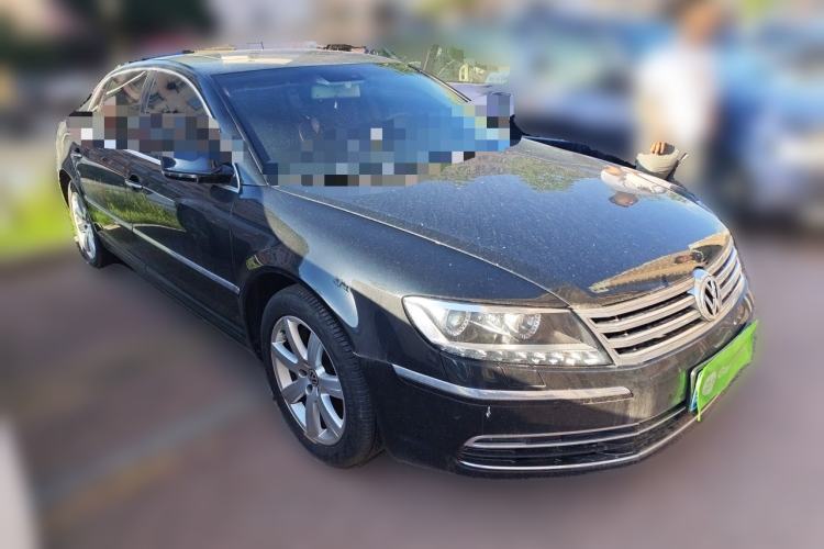 Used Volkswagen Phaeton 2014 3.0L Business Model Front Right 45 Deg