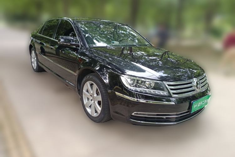 Used Volkswagen Phaeton 2014 3.0L Business Model Front Right 45 Deg