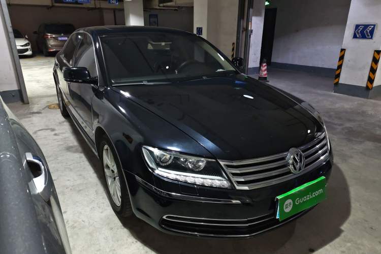 Used Volkswagen Phaeton 2014 3.0L Business Model Front Right 45 Deg