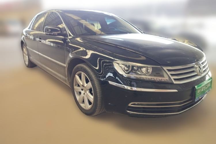 Used Volkswagen Phaeton 2014 3.0L Business Model Front Right 45 Deg
