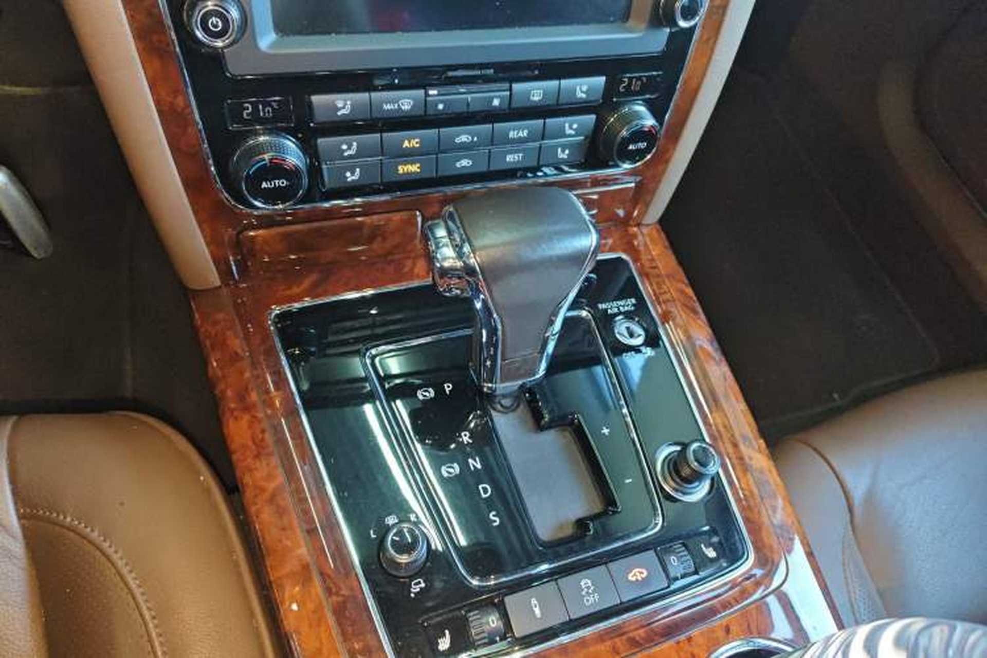 Used Volkswagen Phaeton 2014 3.0L Business Model Gear Lever