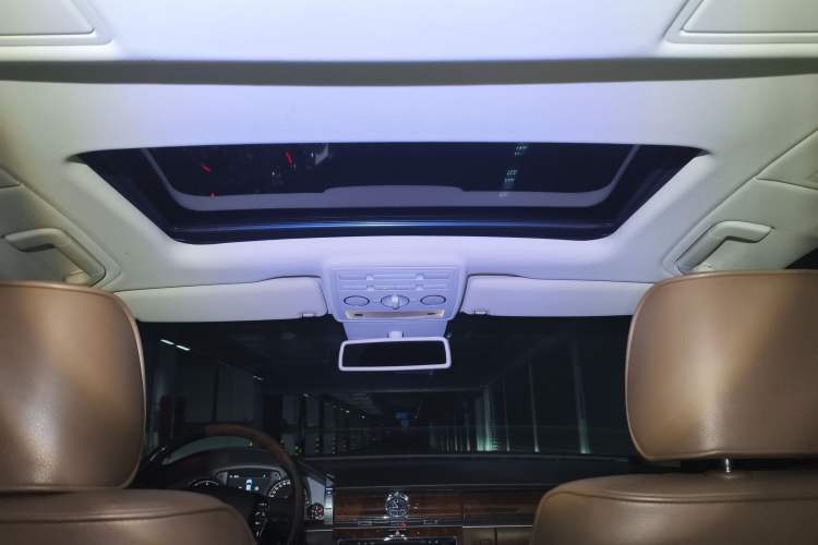 Used Volkswagen Phaeton 2014 3.0L Executive Model Headliner