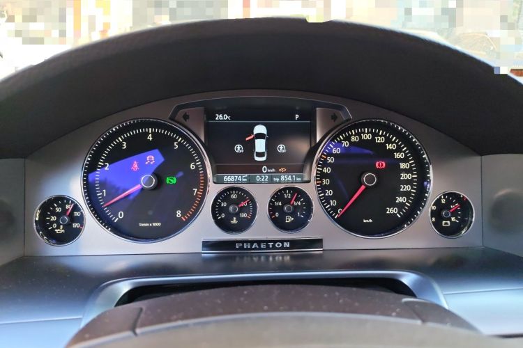 Used Volkswagen Phaeton 2014 3.0L Business Model Instrument Cluster
