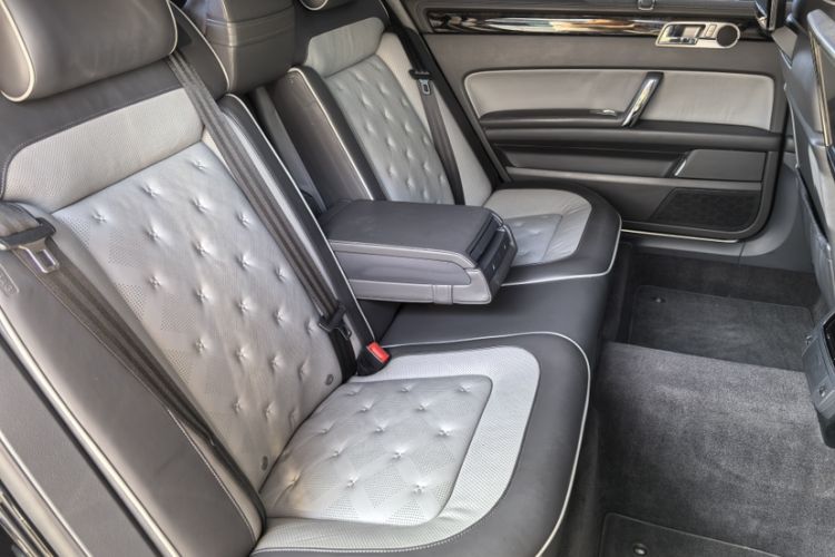 Used Volkswagen Phaeton 2014 3.0L Business Model Interior 10