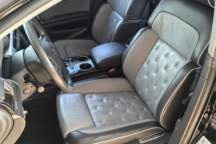 Used Volkswagen Phaeton 2014 3.0L Business Model Interior 3