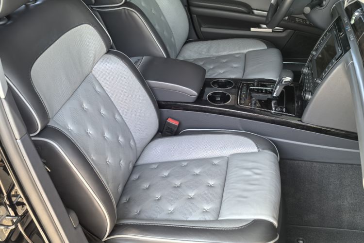 Used Volkswagen Phaeton 2014 3.0L Business Model Interior 9
