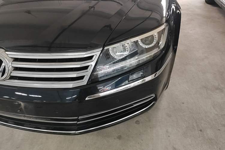 Used Volkswagen Phaeton 2014 3.0L Business Model Left Front Headlight