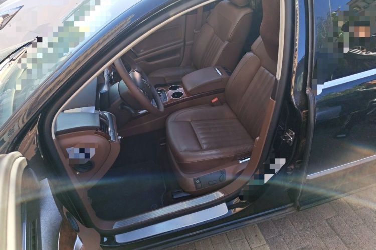 Used Volkswagen Phaeton 2014 3.0L Business Model Left Front Seat