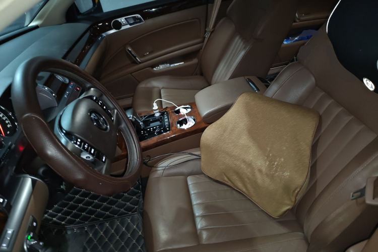 Used Volkswagen Phaeton 2014 3.0L Business Model Left Front Seat