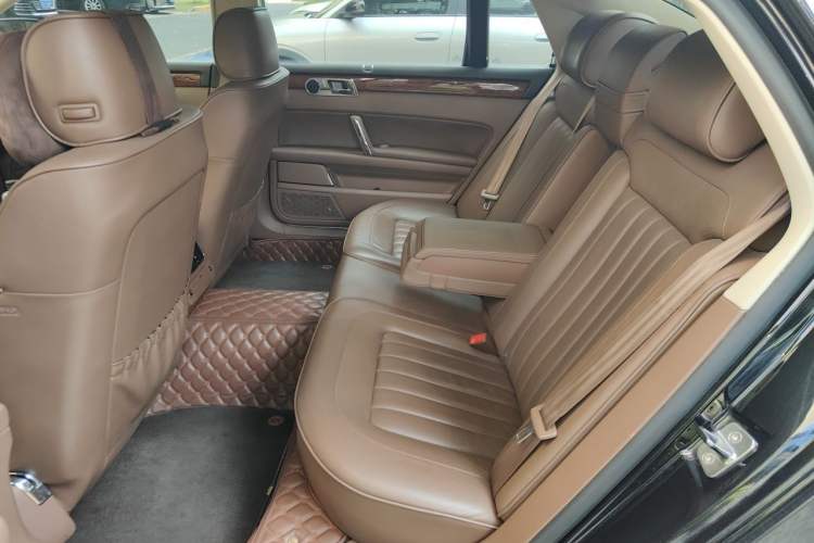 Used Volkswagen Phaeton 2014 3.0L Business Model Left Rear Seat