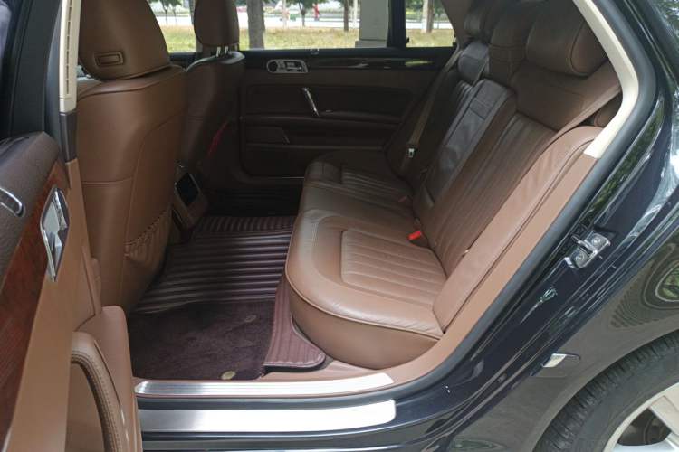 Used Volkswagen Phaeton 2014 3.0L Business Model Left Rear Seat