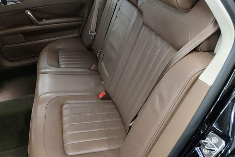 Used Volkswagen Phaeton 2014 3.0L Business Model Left Rear Seat