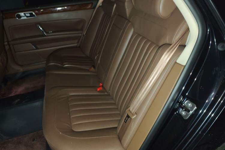 Used Volkswagen Phaeton 2014 3.0L Business Model Left Rear Seat