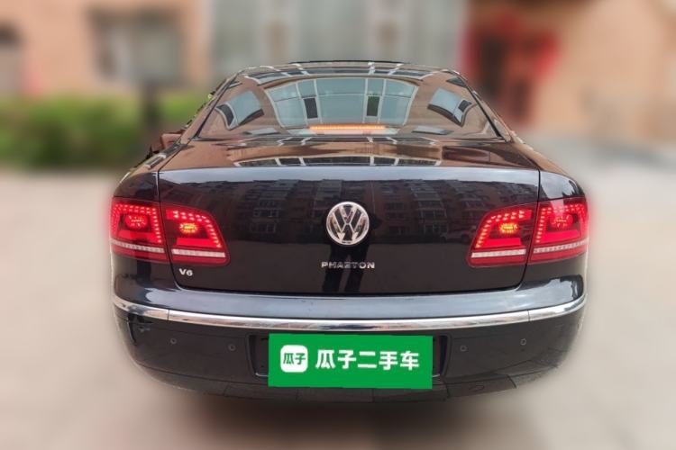 Used Volkswagen Phaeton 2014 3.0L Business Model Rear
