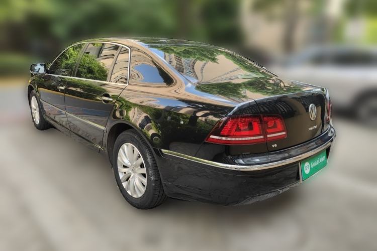 Used Volkswagen Phaeton 2014 3.0L Business Model Rear Left 45 Deg