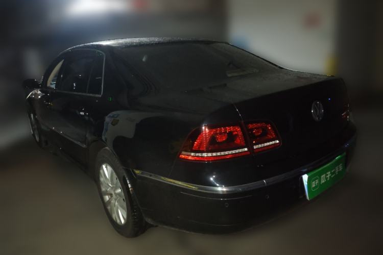 Used Volkswagen Phaeton 2014 3.0L Business Model Rear Left 45 Deg