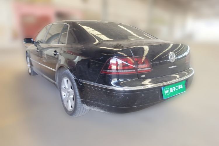 Used Volkswagen Phaeton 2014 3.0L Business Model Rear Left 45 Deg