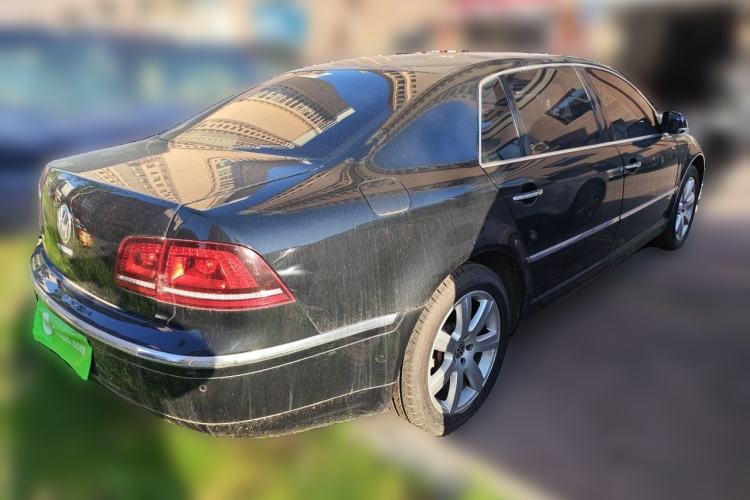 Used Volkswagen Phaeton 2014 3.0L Business Model Rear Right 45 Deg