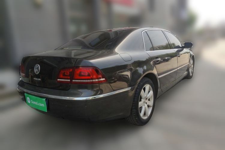 Used Volkswagen Phaeton 2014 3.0L Executive Model Rear Right 45 Deg