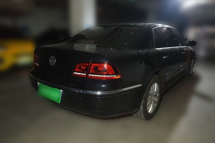 Used Volkswagen Phaeton 2014 3.0L Business Model Rear Right 45 Deg