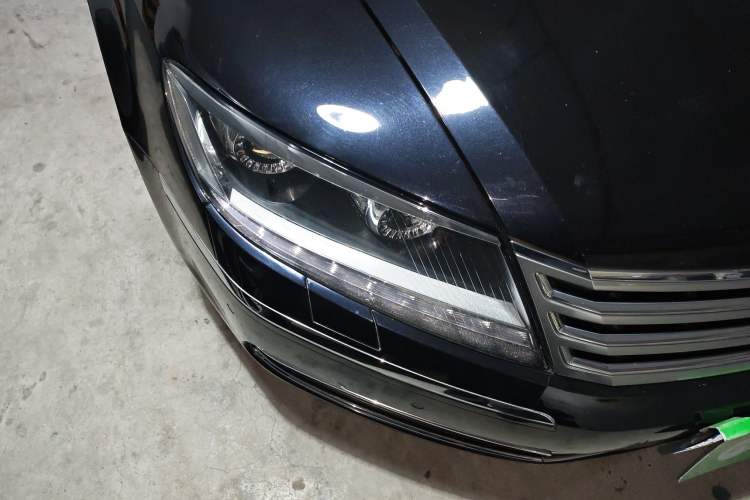 Used Volkswagen Phaeton 2014 3.0L Business Model Right Front Headlight