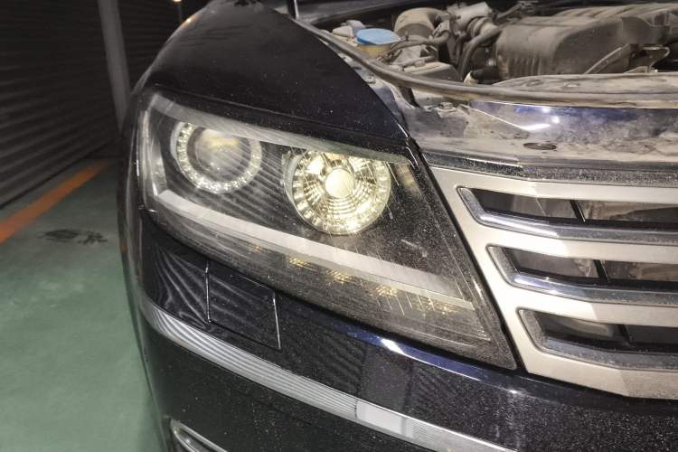 Used Volkswagen Phaeton 2014 3.0L Executive Model Right Front Headlight