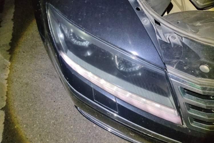 Used Volkswagen Phaeton 2014 3.0L Business Model Right Front Headlight