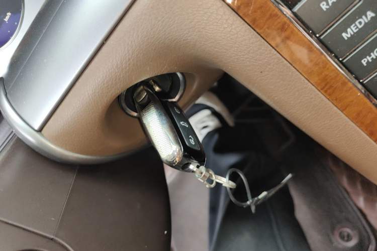 Used Volkswagen Phaeton 2014 3.0L Business Model Vehicle Key