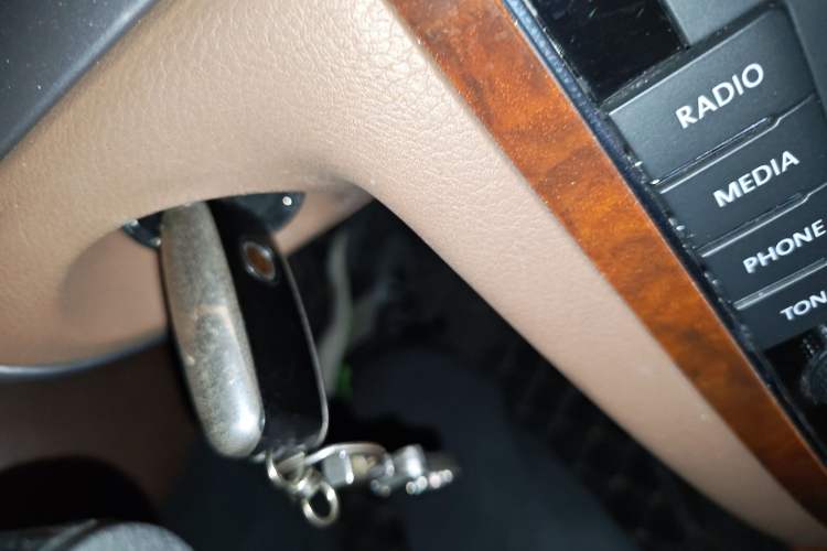 Used Volkswagen Phaeton 2014 3.0L Business Model Vehicle Key